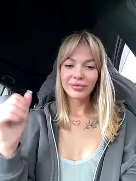 miss_veroNika on StripChat 