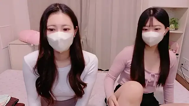 MOEMOE-Q — /)