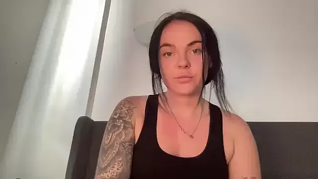 NancyWoodUK on StripChat 