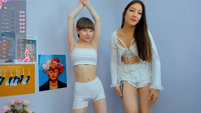 PearlMystic — Play with Nipples (pinch. suck. kiss)