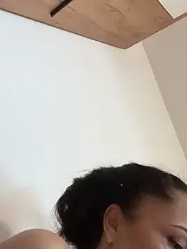 Playful_Amanda — Anal Show & Squirt Like crazy 