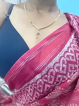 Praveena27telugu — Boobs oil massage