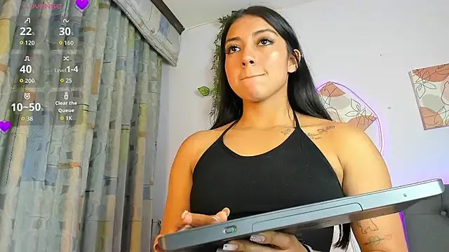 Quiinn_bx — TAKE OFF MY CLOTHES+ OILY BODY