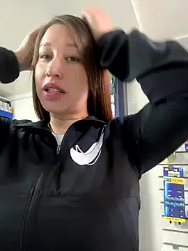 roouse on StripChat 