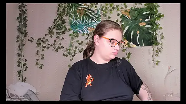 Seductive_She_Wolf — Freechat on StripChat