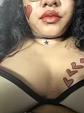 Group SelenaKayle on StripChat