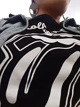 sophie_banger on StripChat