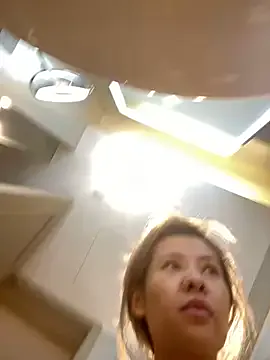 Sunflower-77 on StripChat