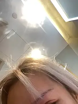 Sunflower-77 on StripChat