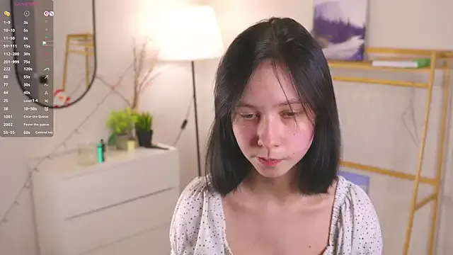 SuzanneHowse on StripChat