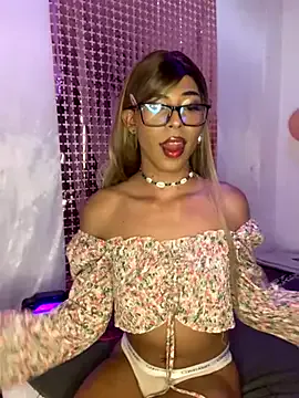 Sweet_Tyra_Doll on StripChat 