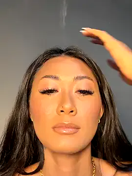 thai-dreamgirl on StripChat