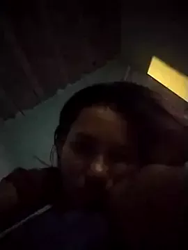 thasmyni on StripChat