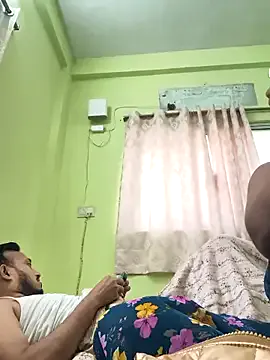 Trending_Couple on StripChat