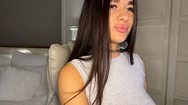 UrLillShy — let me feel you and cum squirty for u