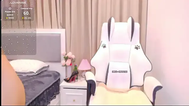 Velvetia on StripChat