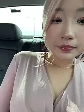 Freechat winter11 on StripChat