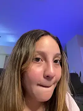 yourlilsecreet — Can you destroy my pussy ?